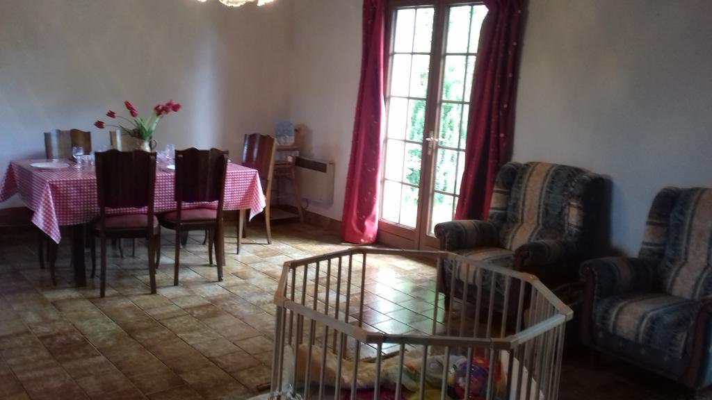 Gite Du Vieux Charme Villa Saint-Amand-en-Puisaye Eksteriør bilde